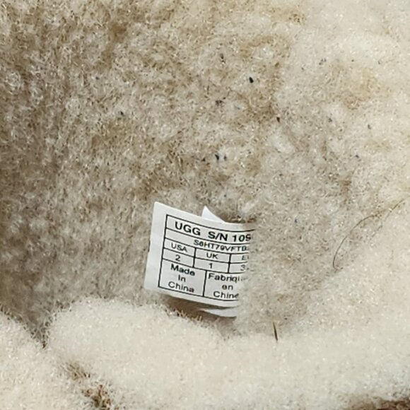 Girls’ UGG Bailey Bow II Boots – Size 2 – Chestnut Suede with Satin Ribbons - Picture 9 of 12